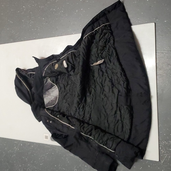Lululemon Hooded Parka in Black - Picture 3 of 15